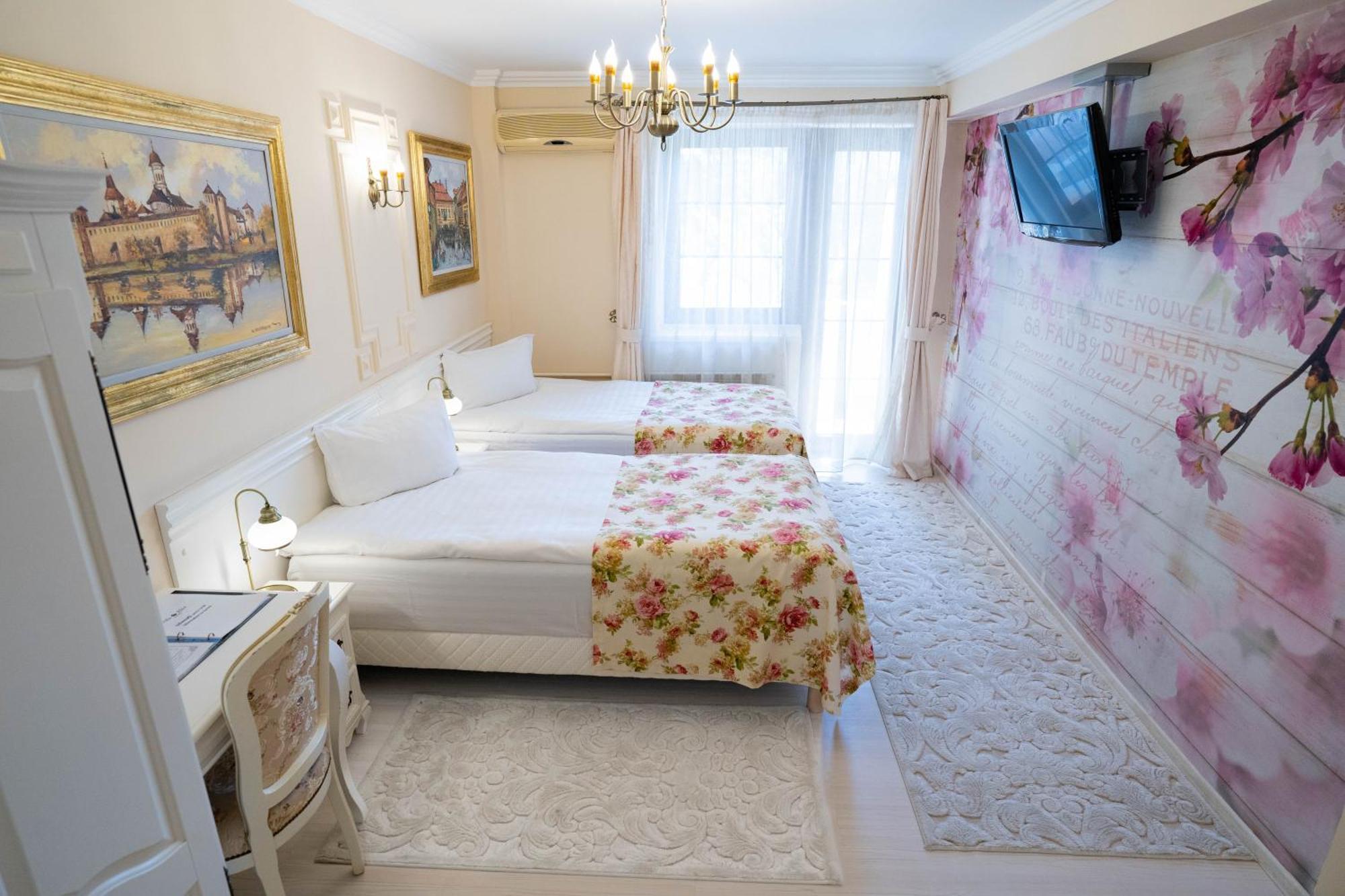 Villa Alice Suceava Exterior foto
