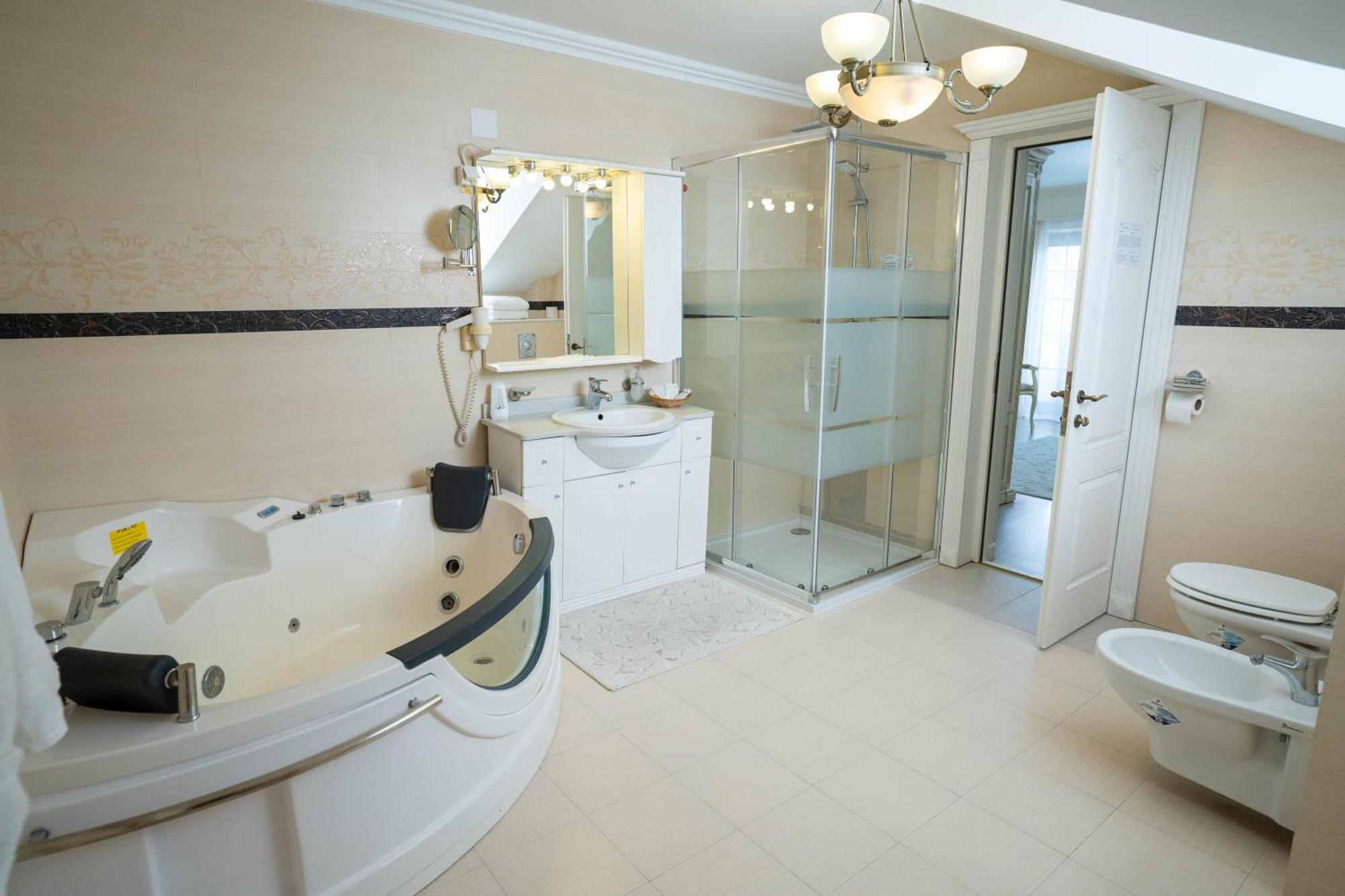 Villa Alice Suceava Habitación foto