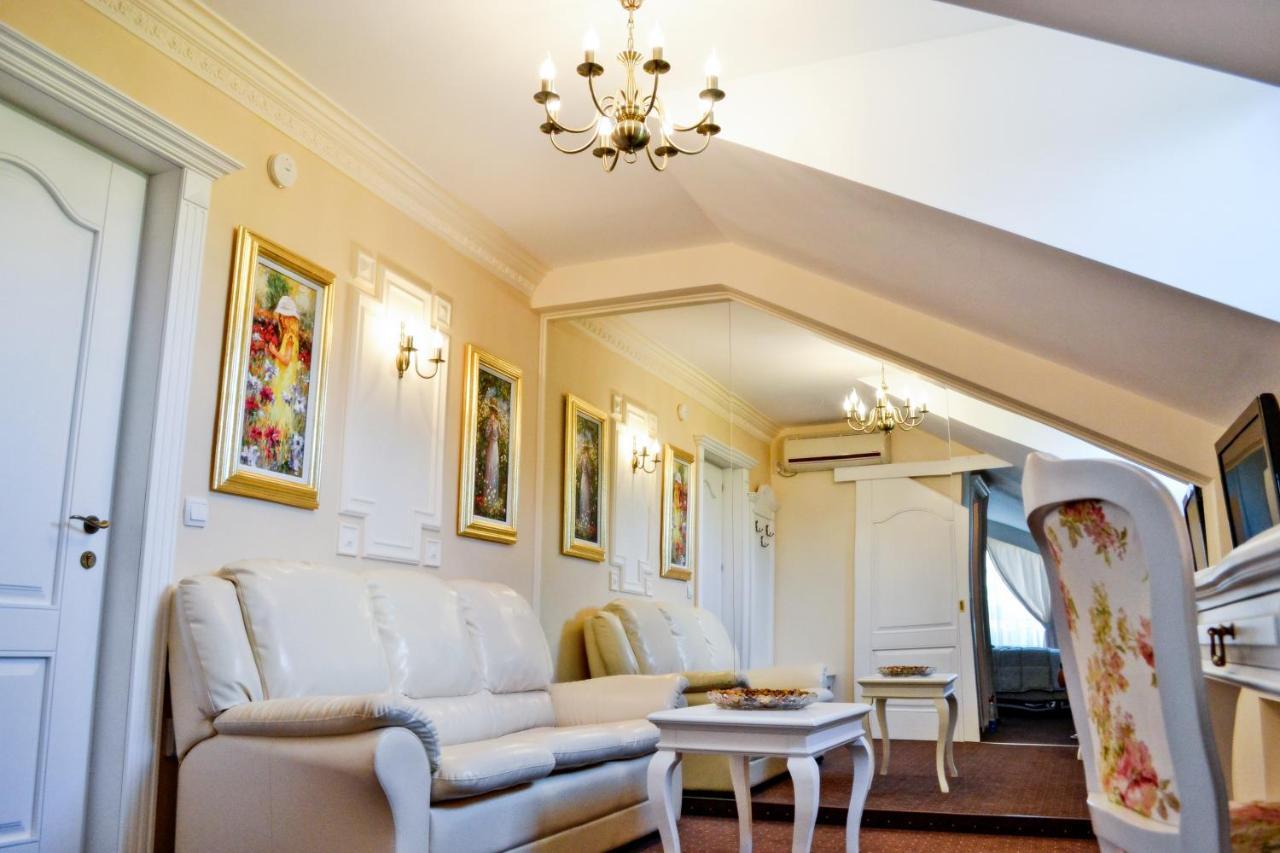 Villa Alice Suceava Exterior foto